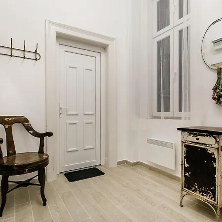 아파트 The Art Of *